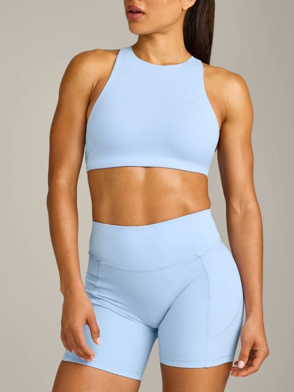 EasyLift™ High Neck Sports Bra with Grey Logo